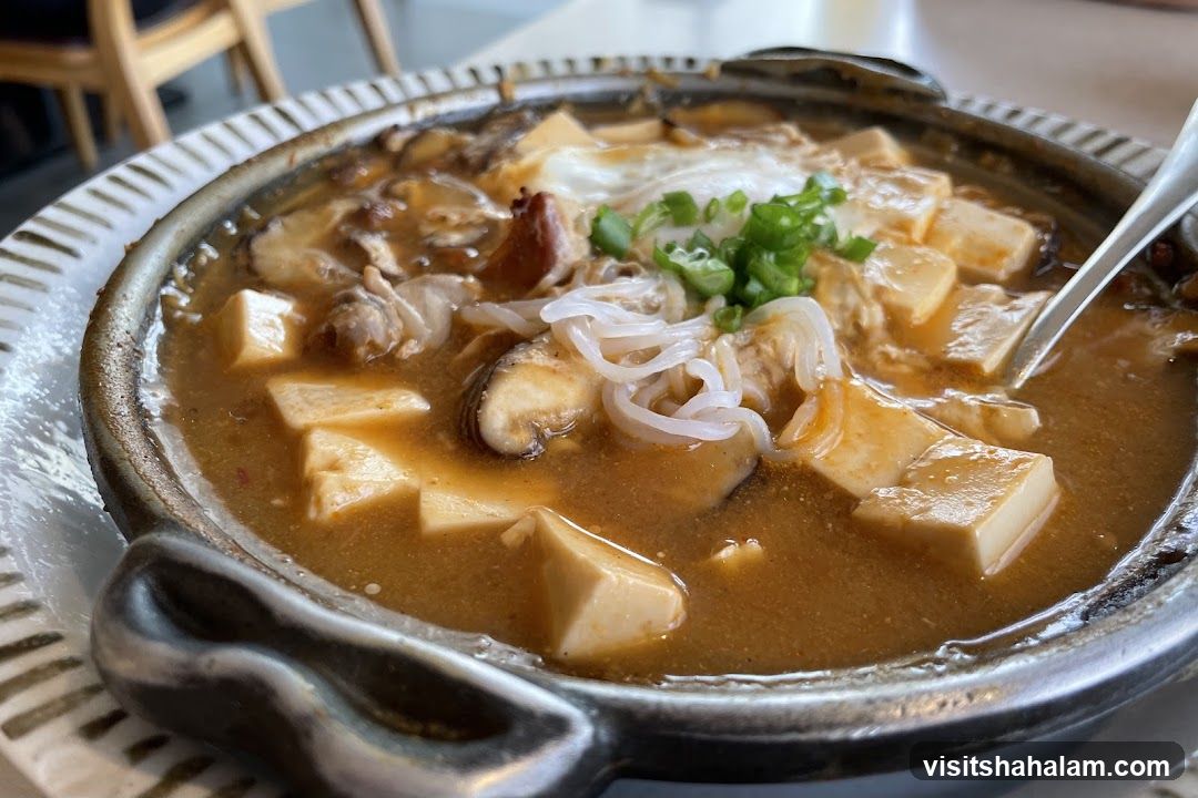 Tofu and Mushroom Stew