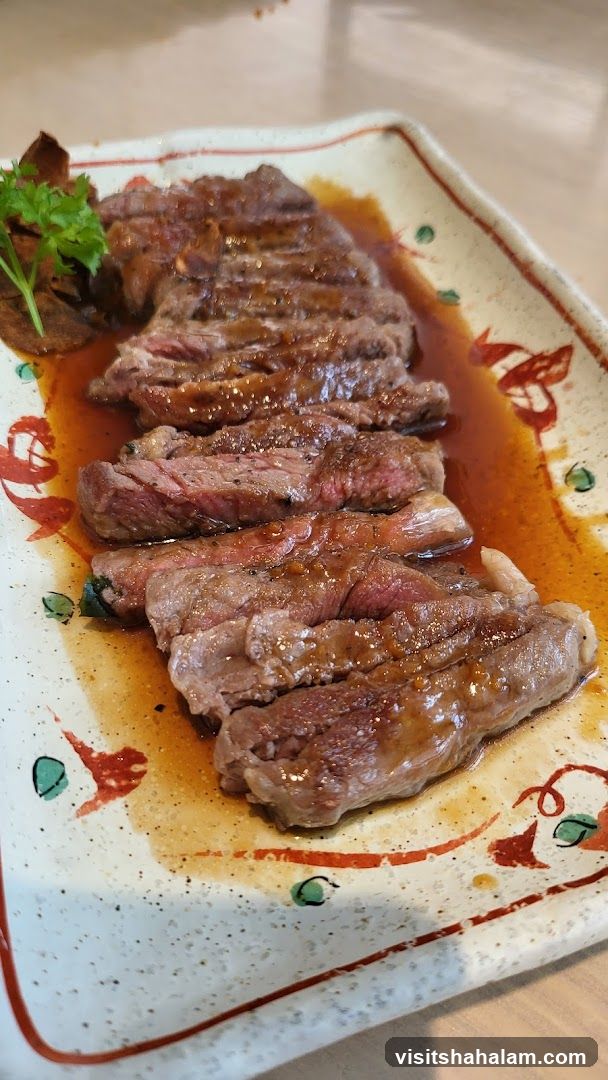 Sliced Steak with Sauce