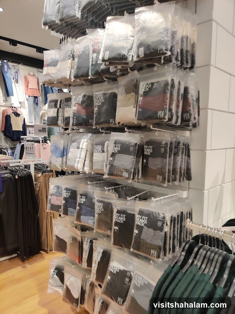 Underwear Display