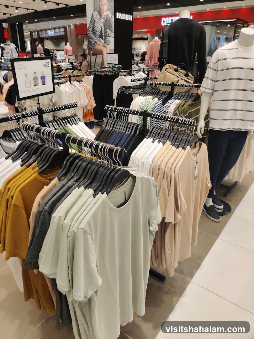 T-shirt Display
