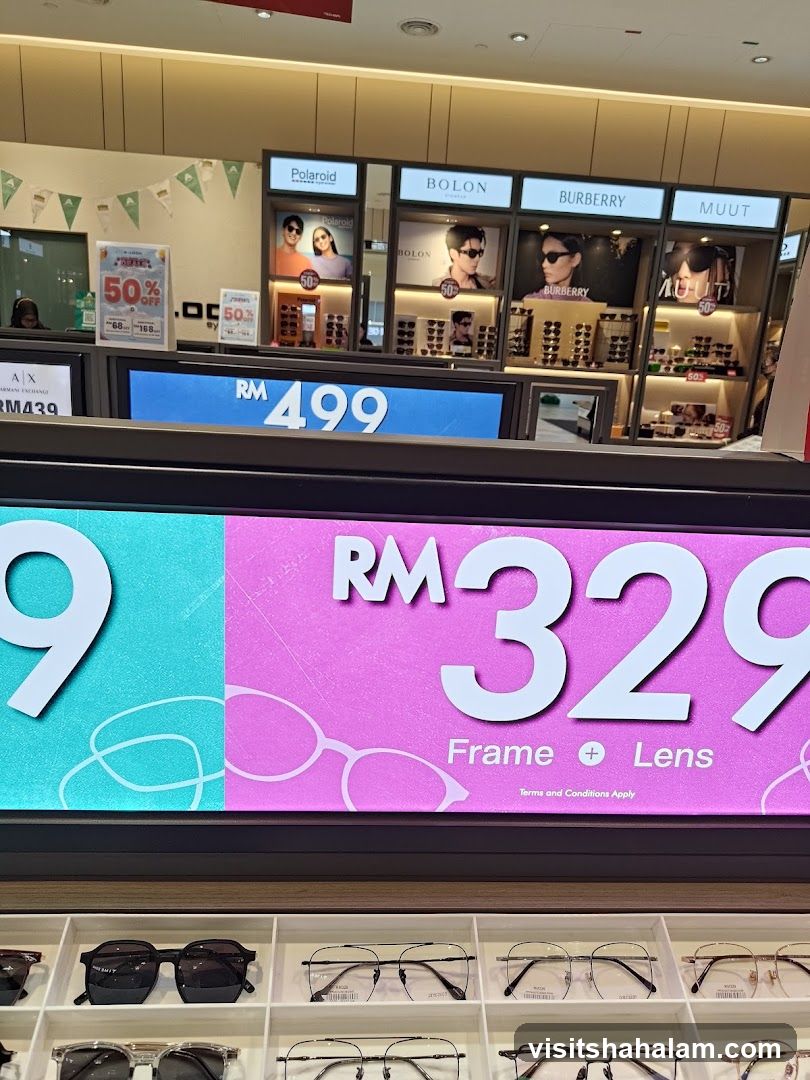 Eyewear Store Display