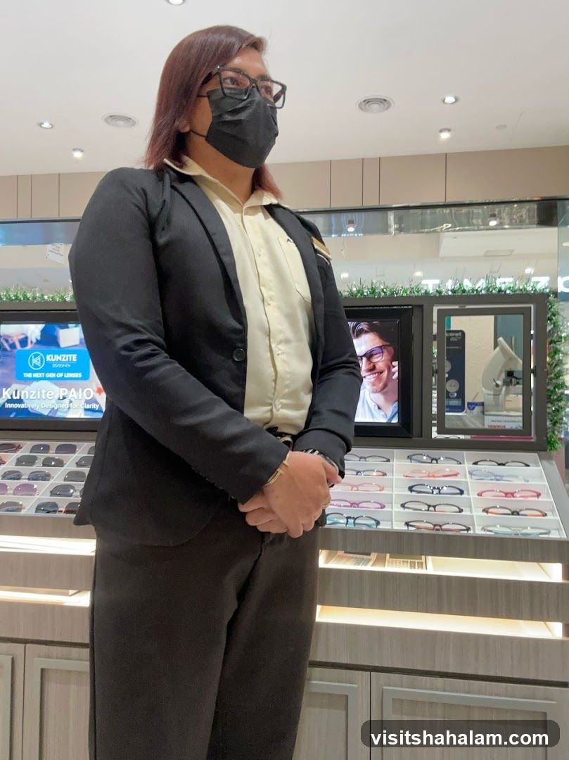 Eyewear Display
