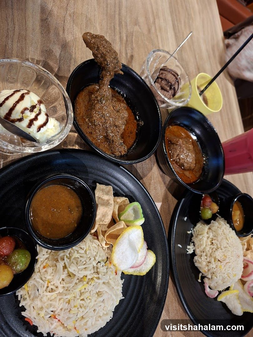 Dishes with Rice and Meat