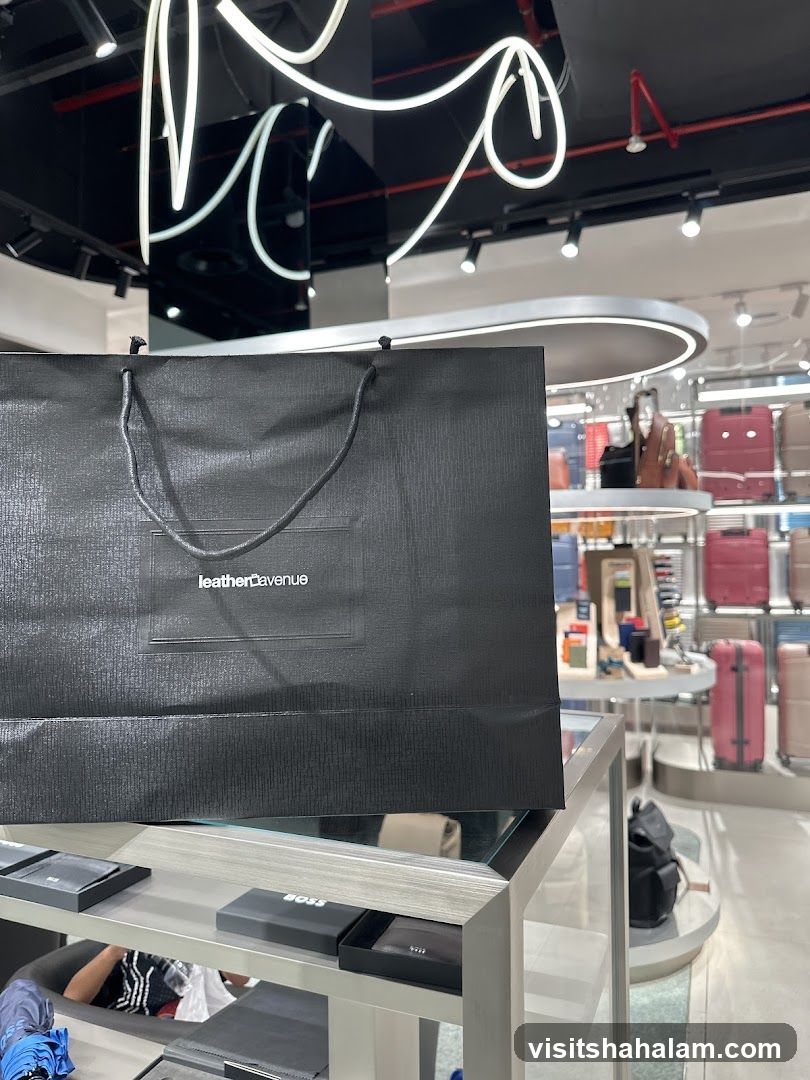 Leather Avenue Shopping Bag