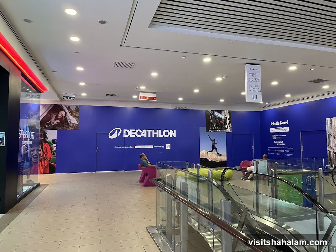 Decathlon Store Entrance