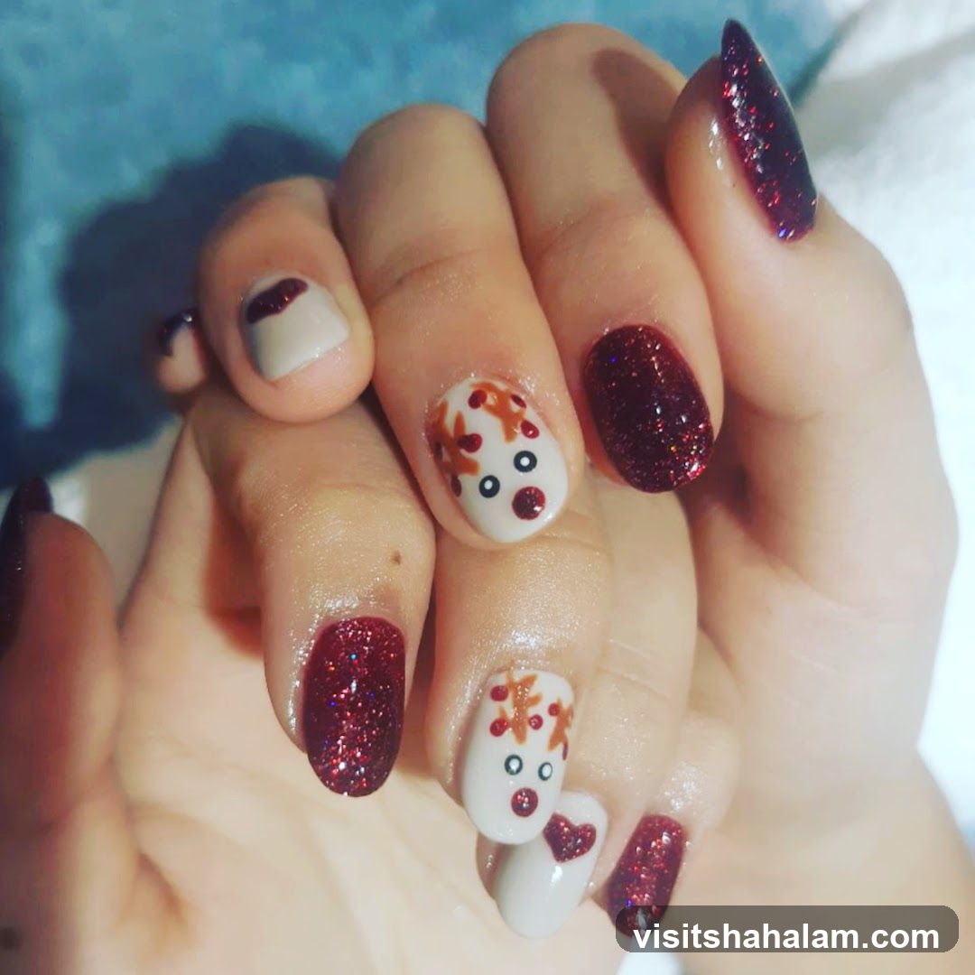 Christmas Themed Nails