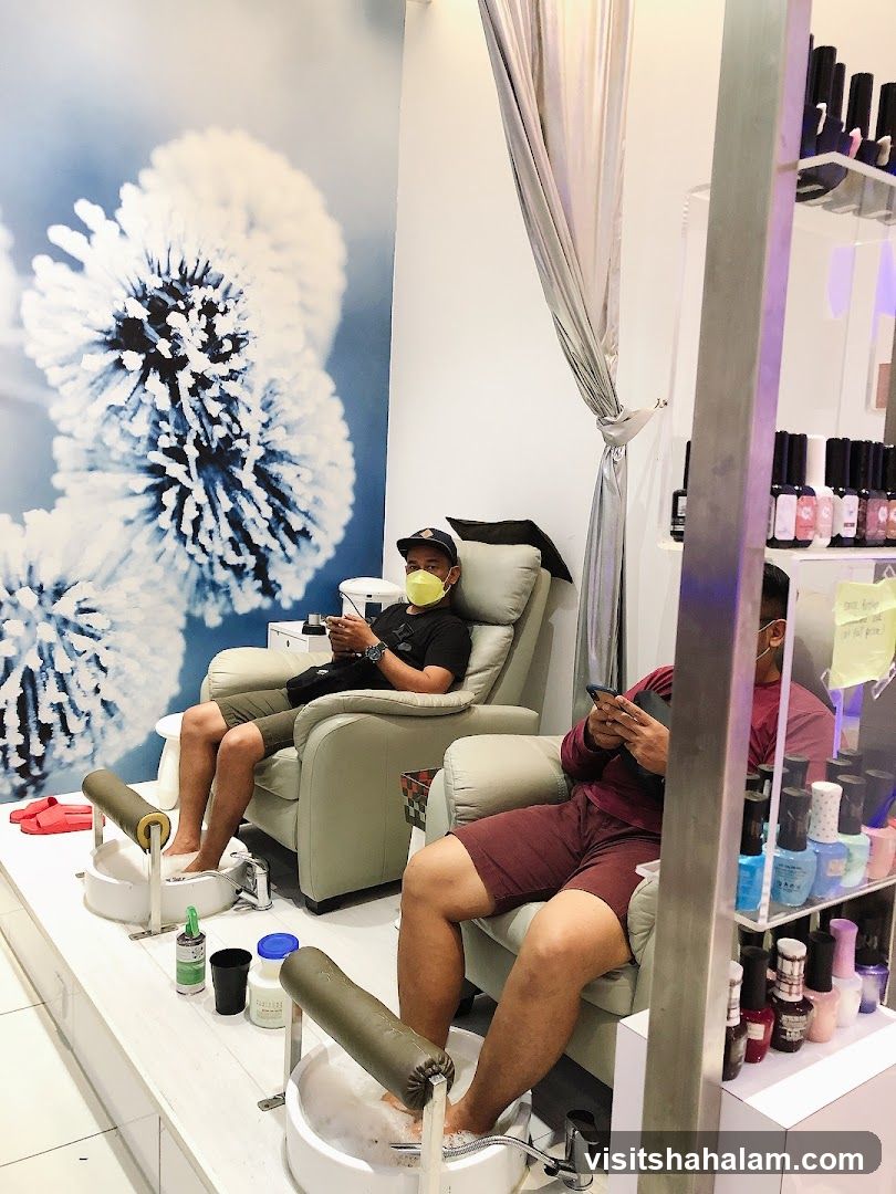 Nail Salon Pedicure Stations