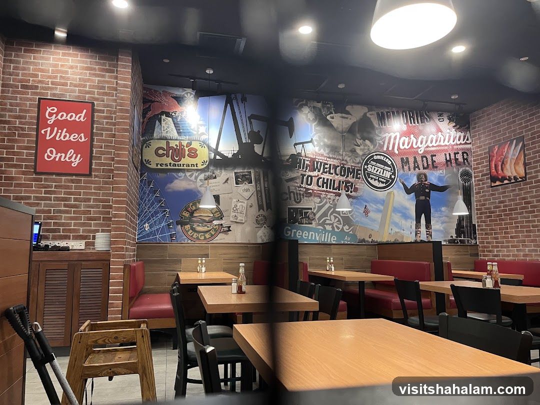 Chili's Restaurant Interior