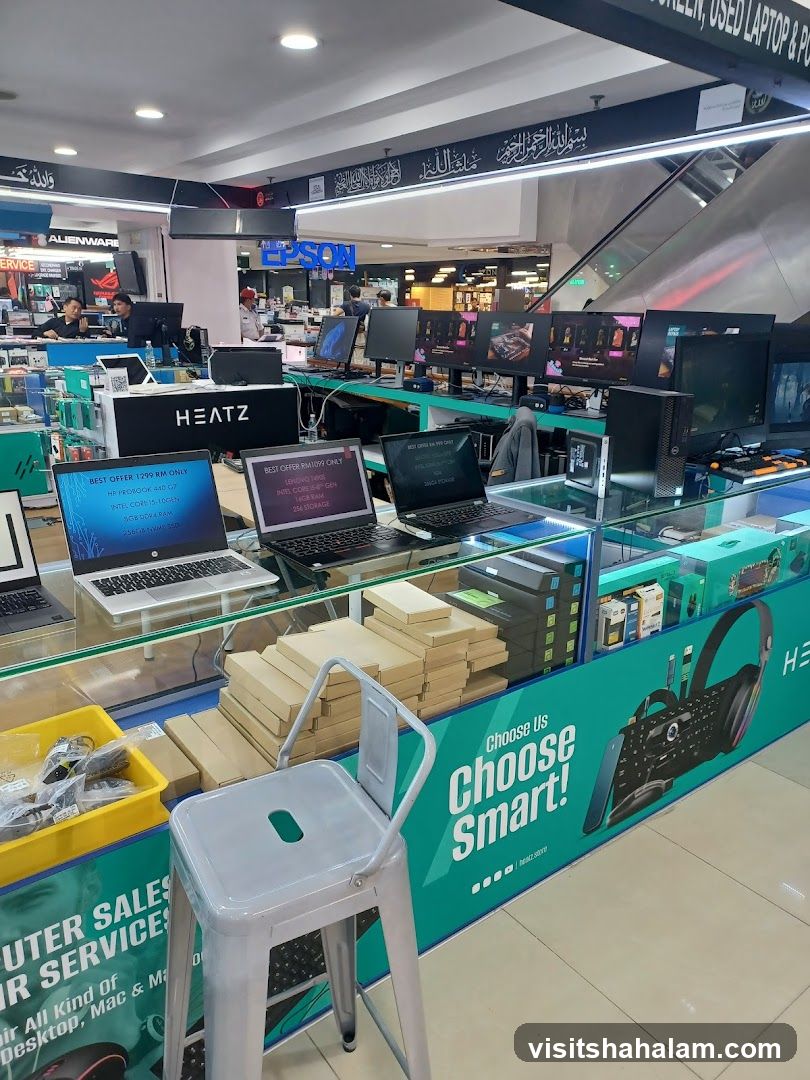 Computer Store Display