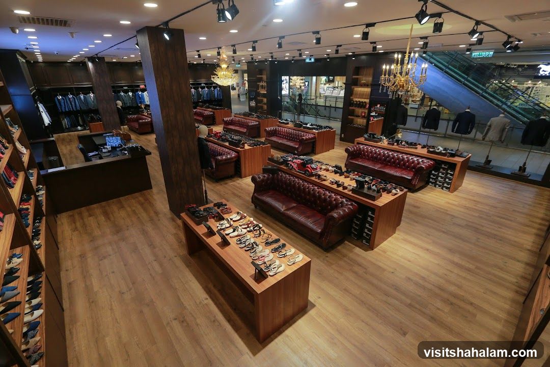 Luxury Shoe Store Interior