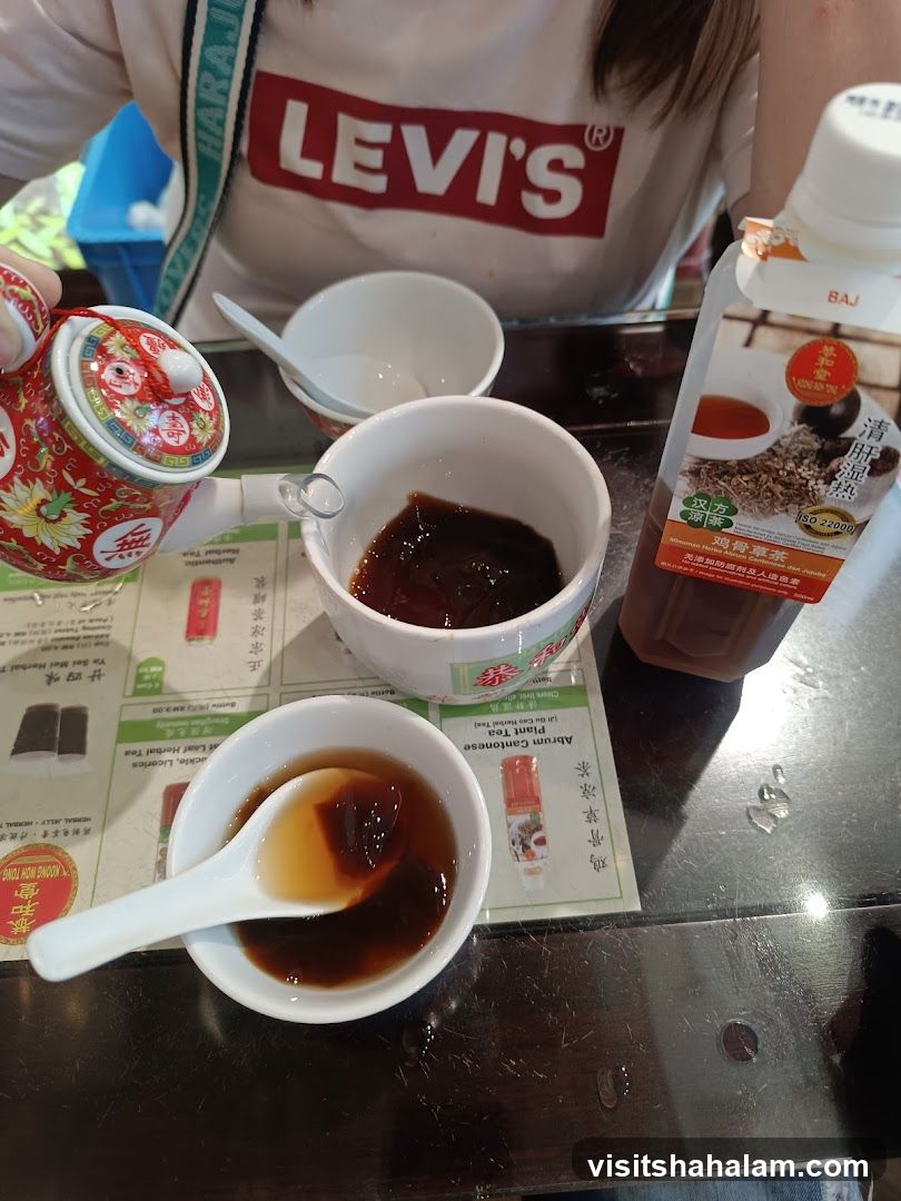 Herbal Tea and Dessert