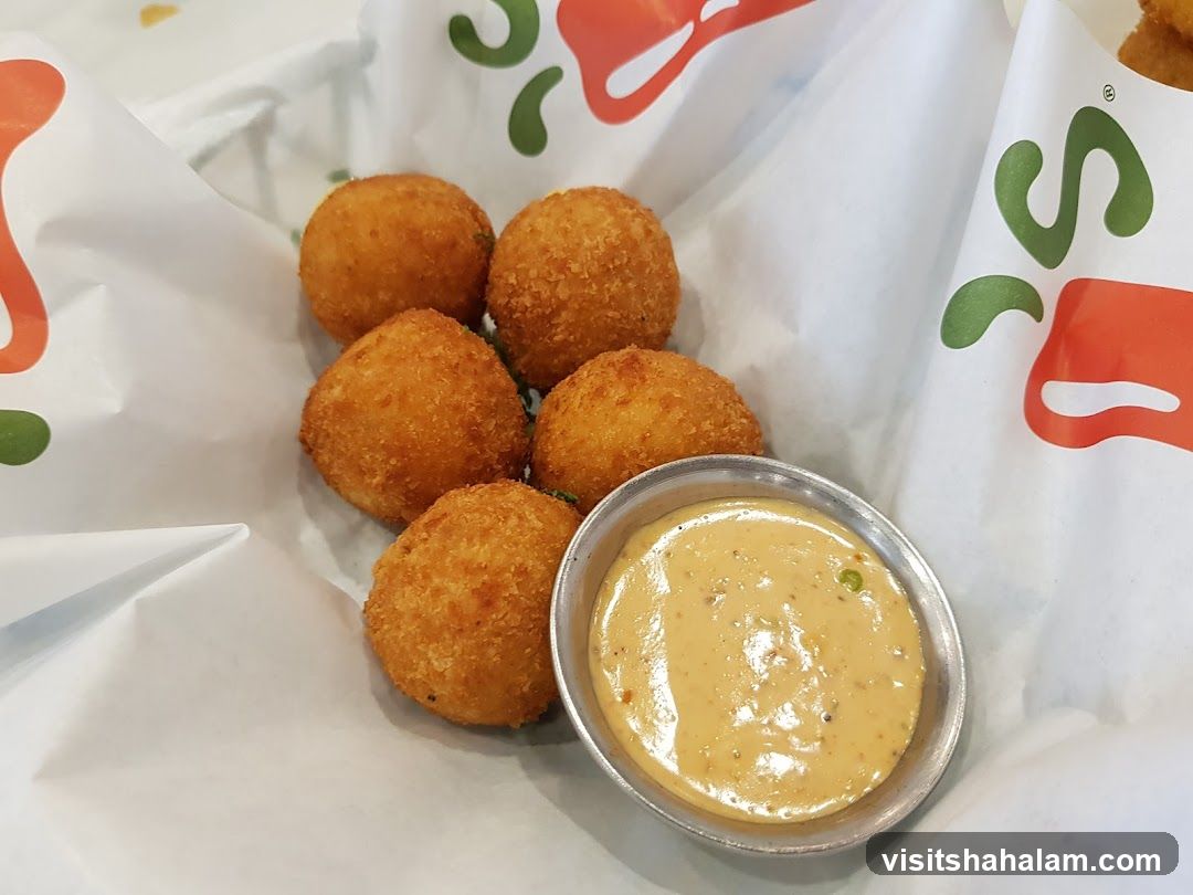 Fried Appetizers with Dip