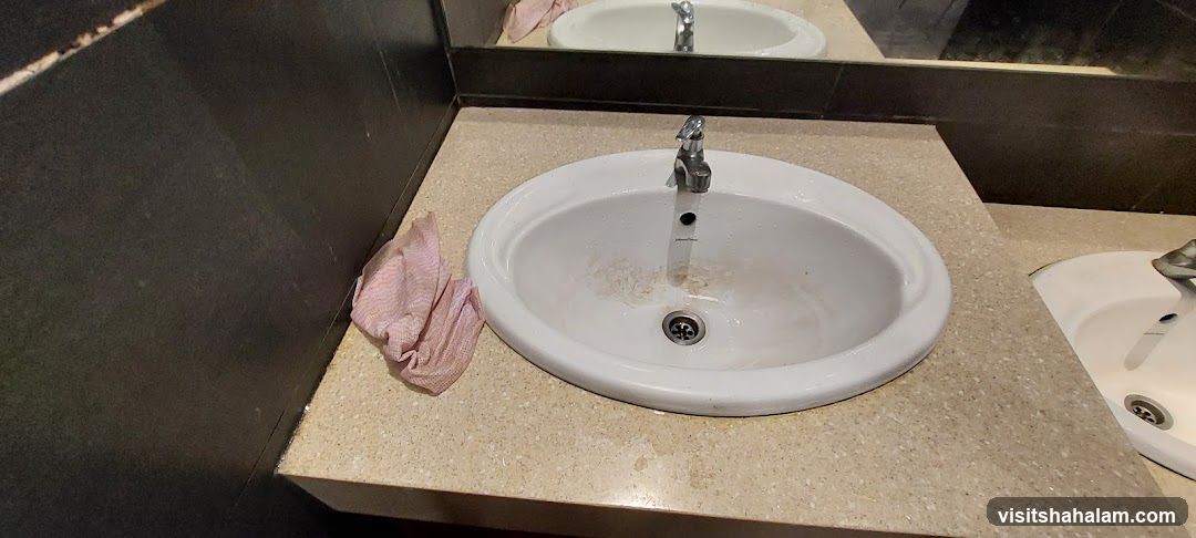 Dirty Sink Area