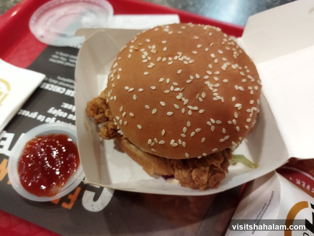 Chicken Burger with Ketchup