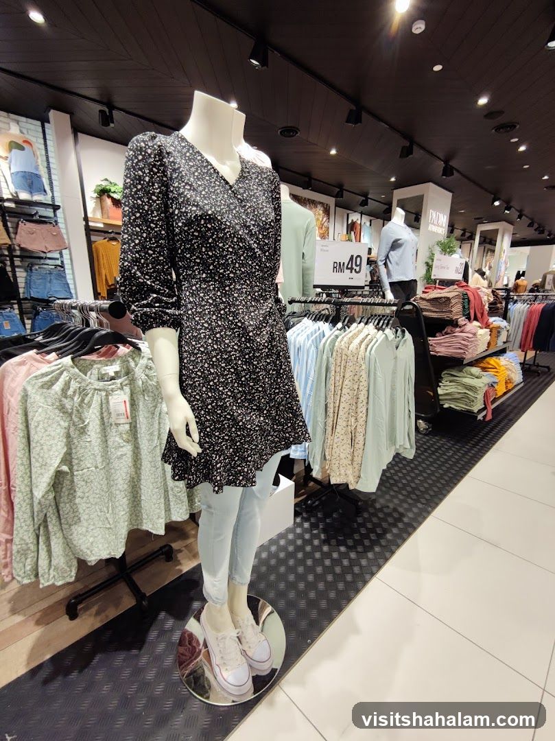 Padini Concept Store