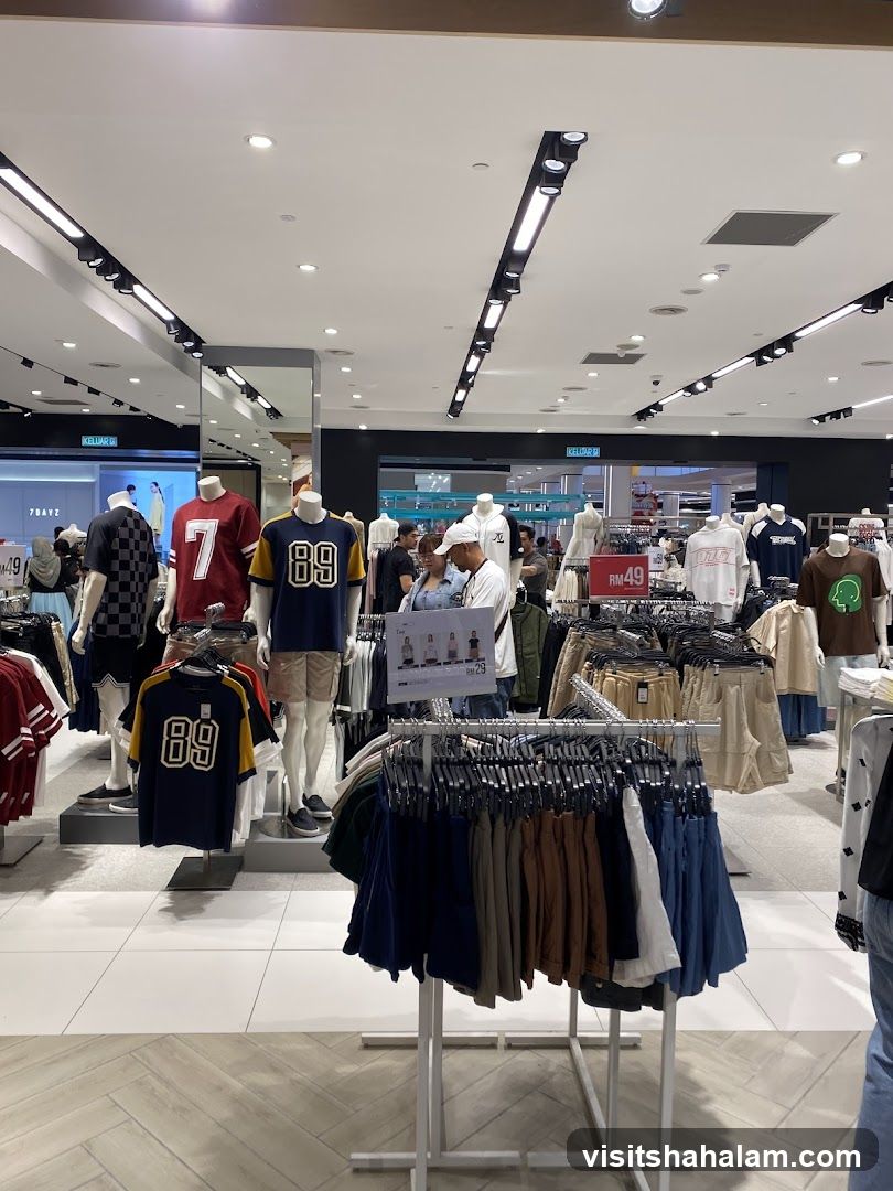 Padini Concept Store