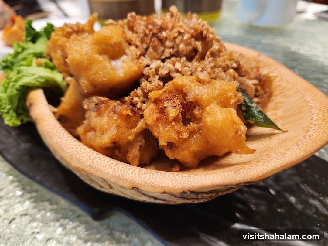 Fried Calamari with Garlic