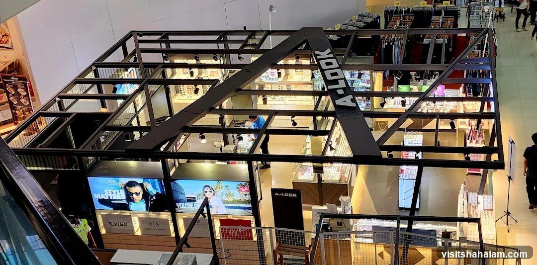 A-LOOK Store Interior