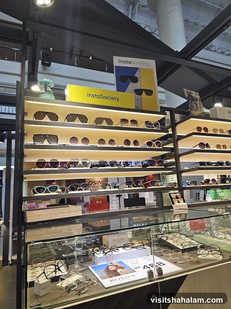Eyewear Store Display