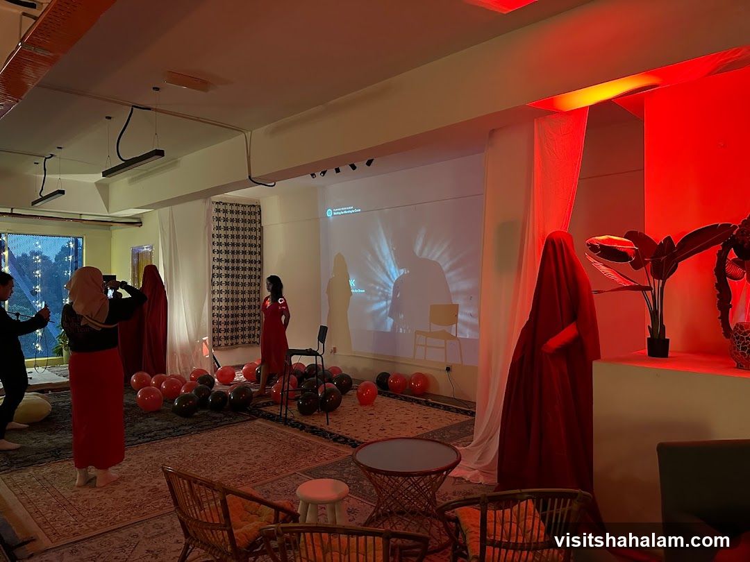 Event Setup with Red and Black Balloons
