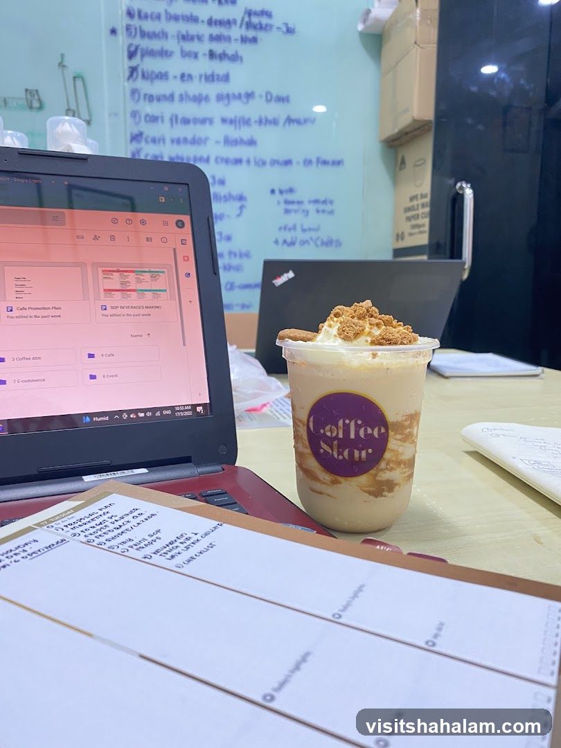 Coffee Star Drink and Workstation