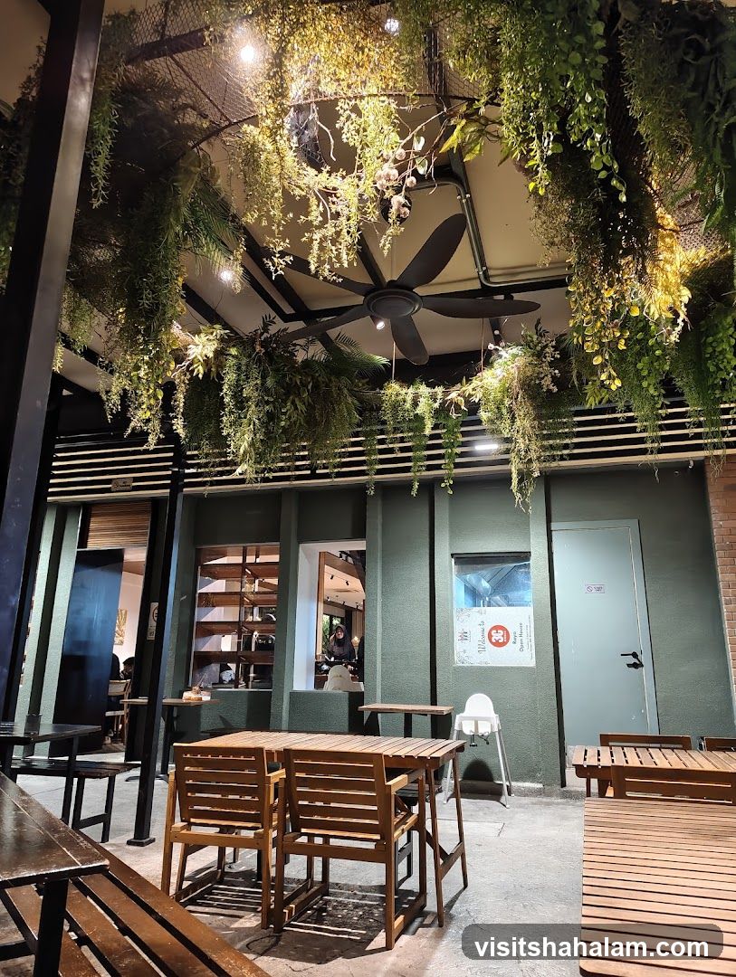 Outdoor Seating Area with Lush Greenery