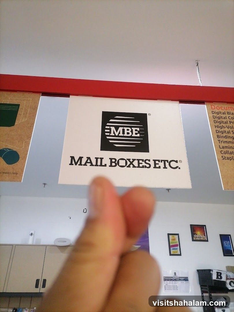 MBE Mail Boxes Etc. Sign