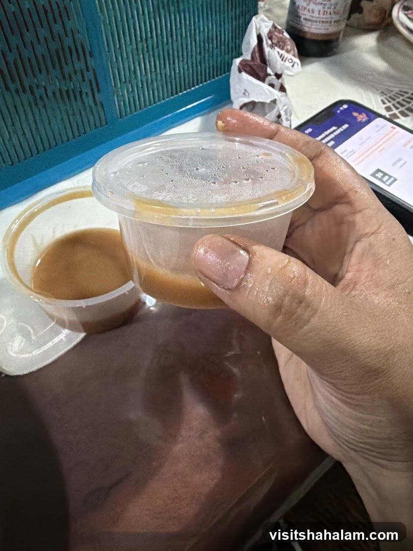 Sauce containers