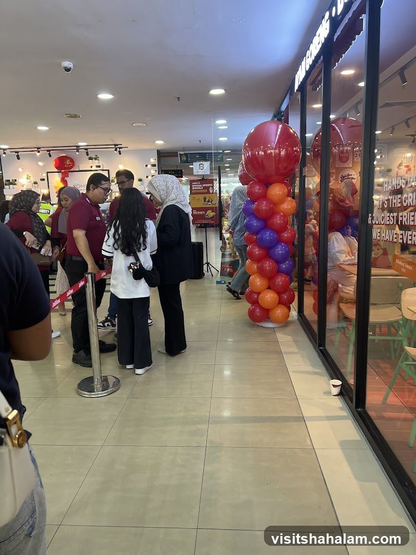 Grand Opening Balloons and People