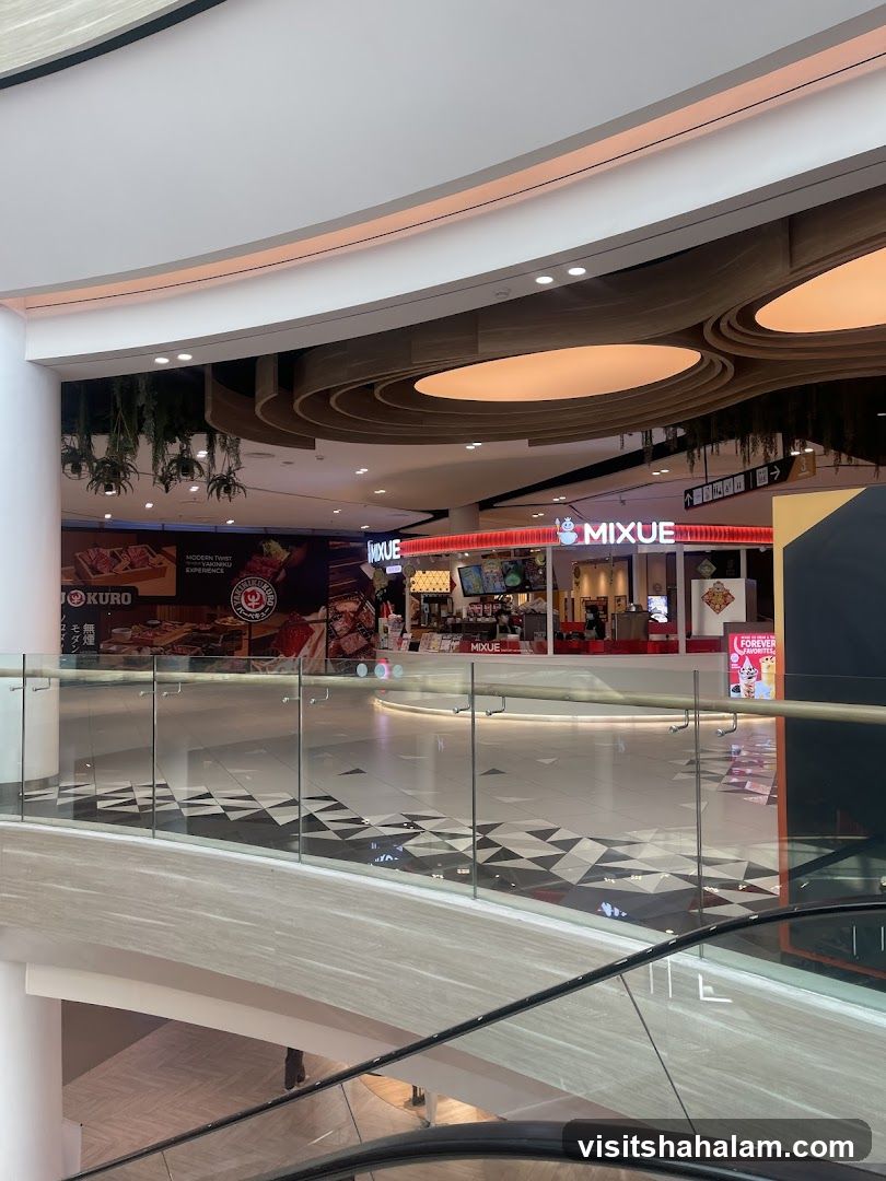 Mall Food Court