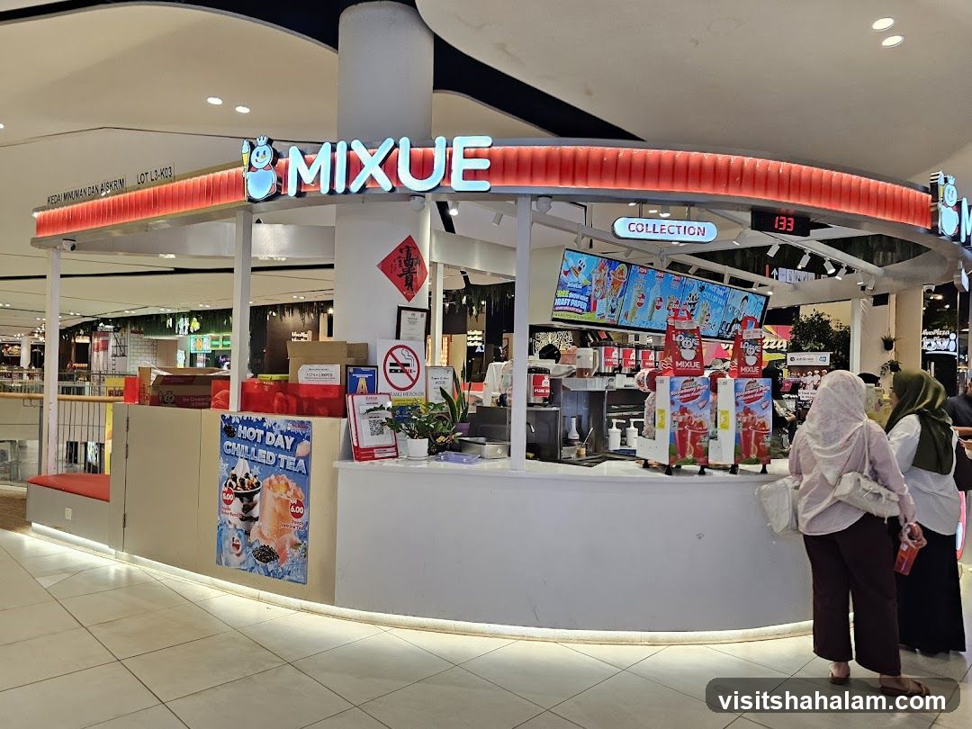 Mixue Ice Cream and Tea Store