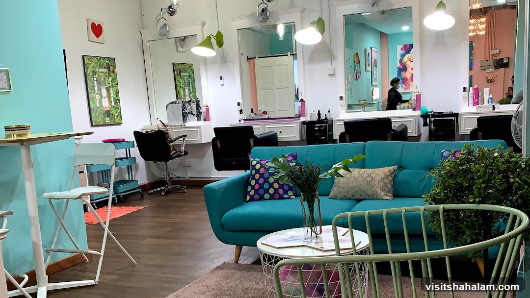 Salon Interior