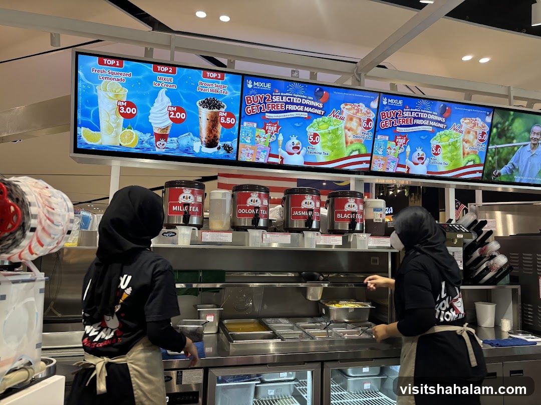 Drink and Ice Cream Shop Display