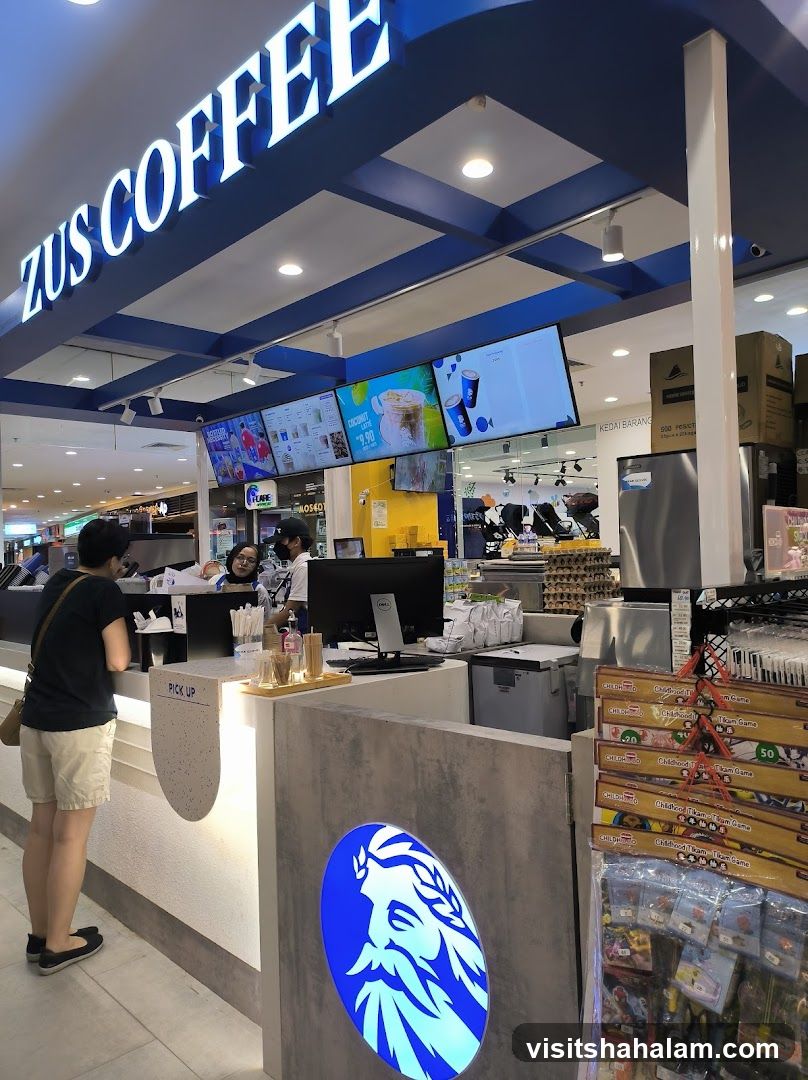 ZUS COFFEE Counter