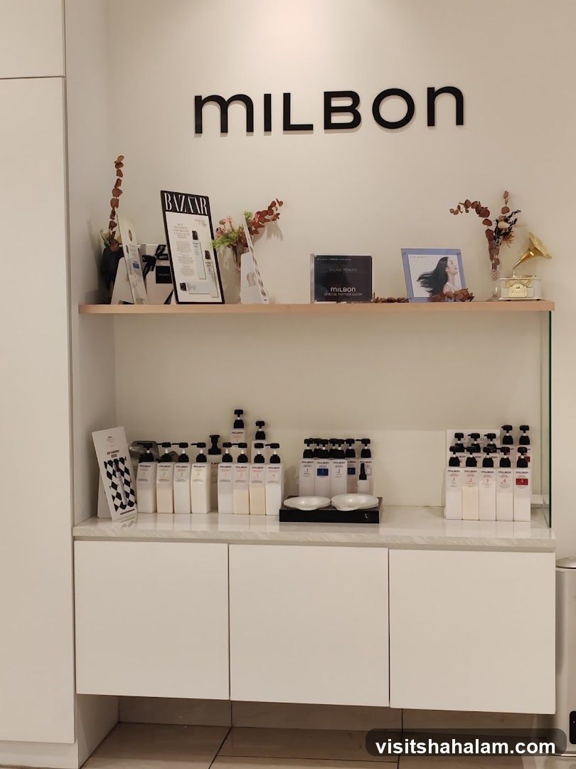Milbon Product Display