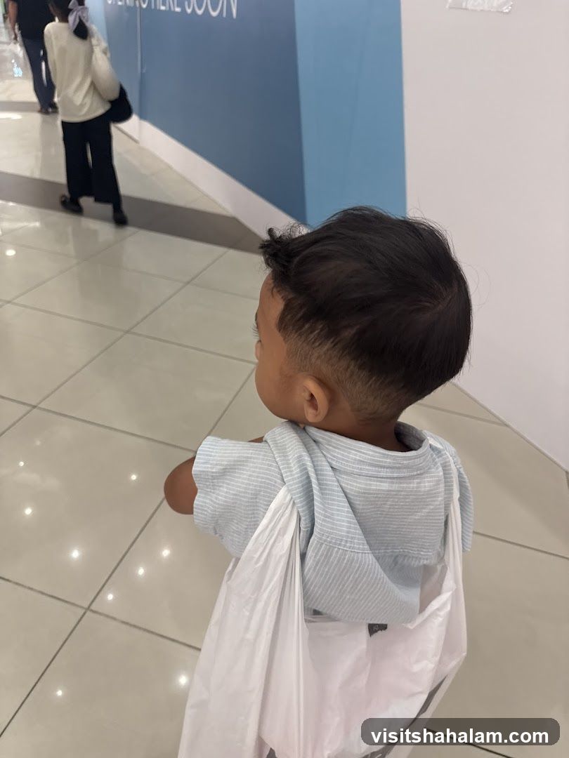 Child in a mall