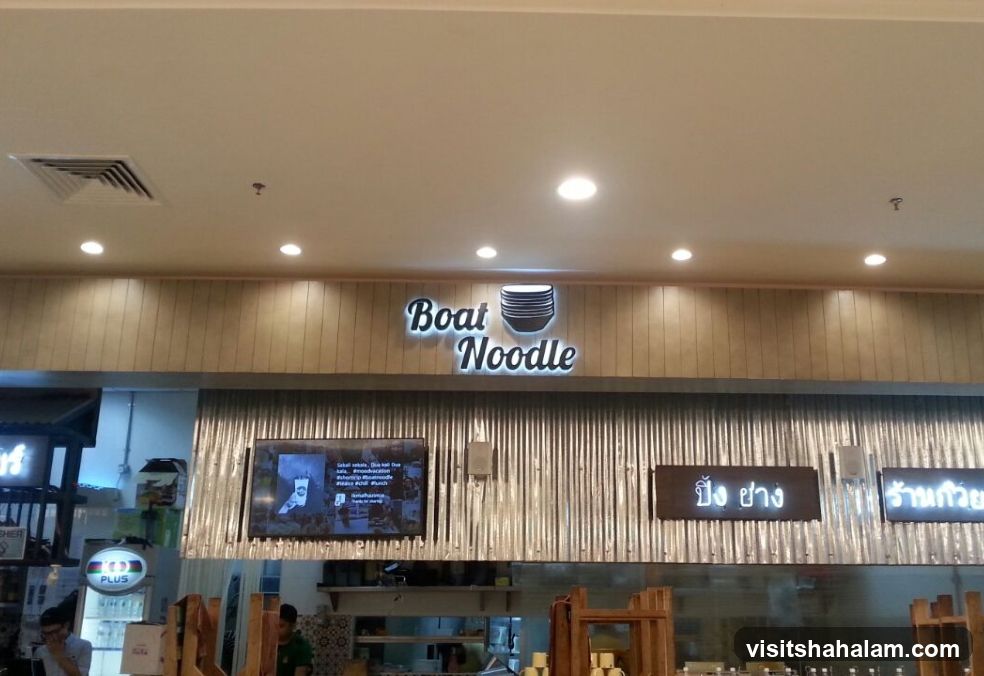 Boat Noodle Restaurant Signage