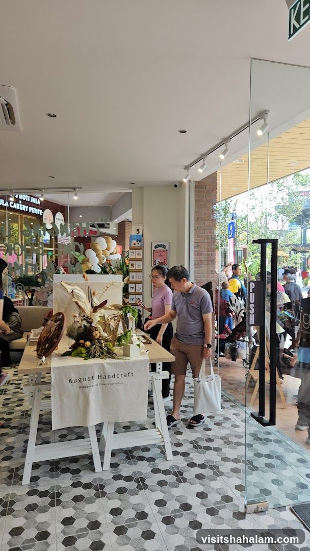 Handcraft Display