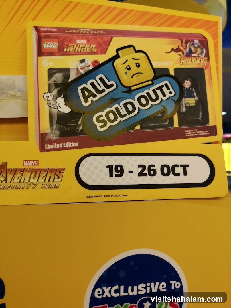 LEGO Marvel Super Heroes Avengers Infinity War "All Sold Out!" Display