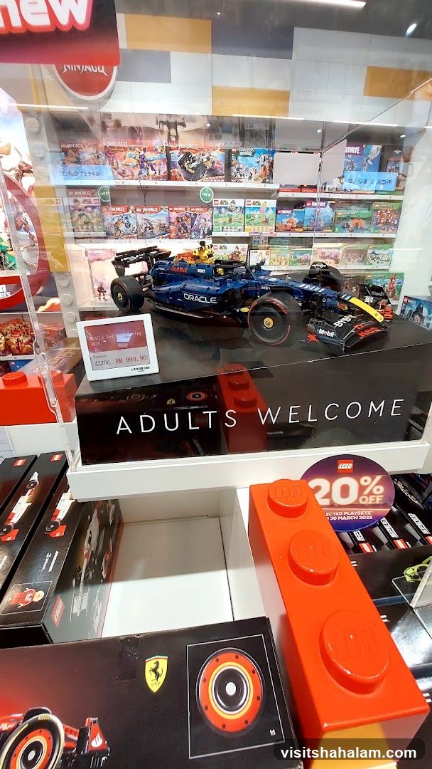 LEGO Store Display