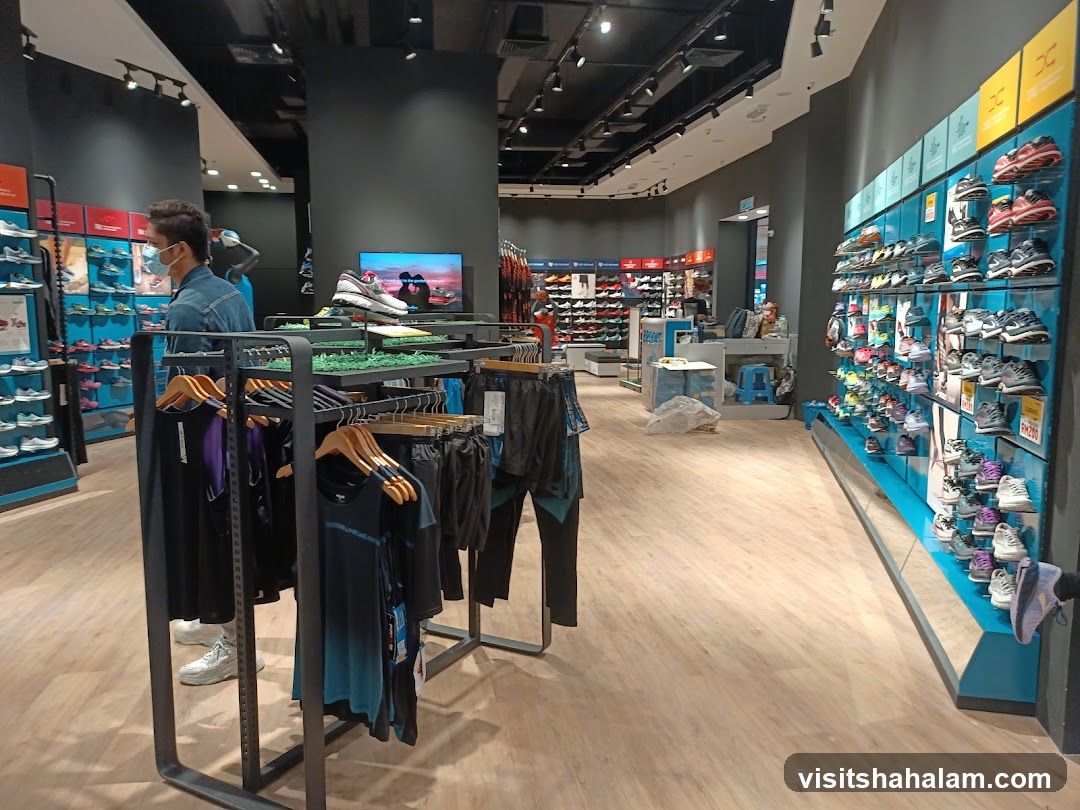 Athletic Apparel and Footwear Store