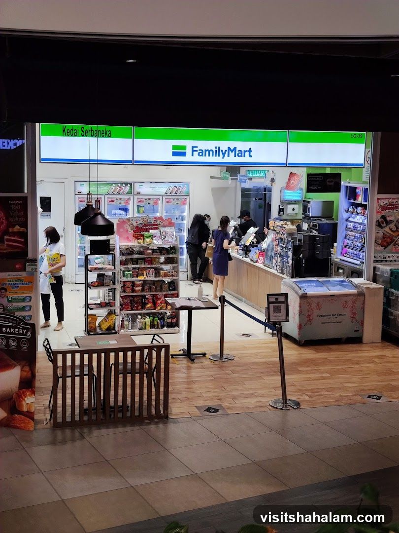 FamilyMart