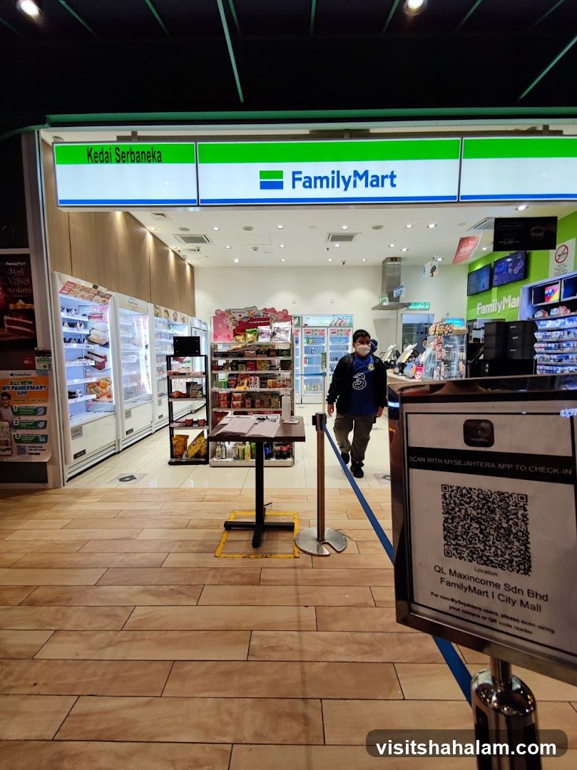 FamilyMart
