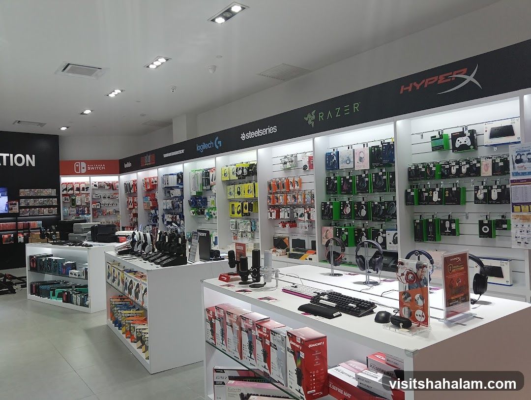 Electronics Store Display