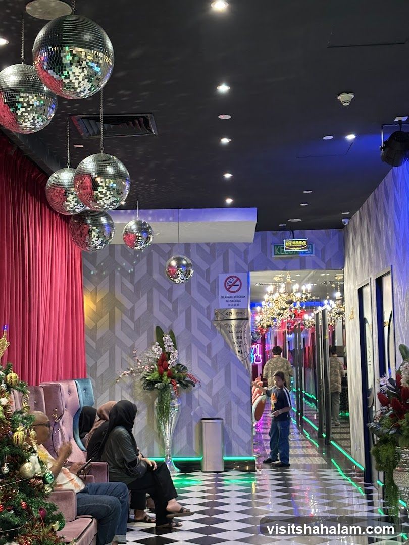 Disco Ball Interior