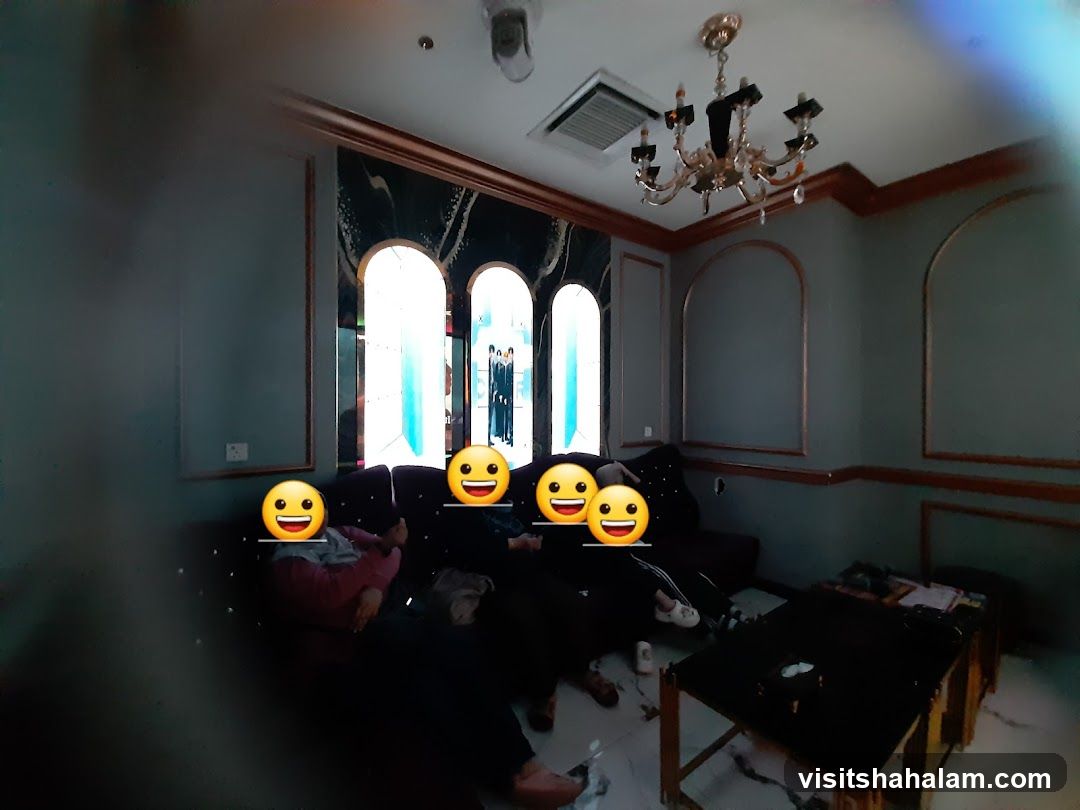 Karaoke Room