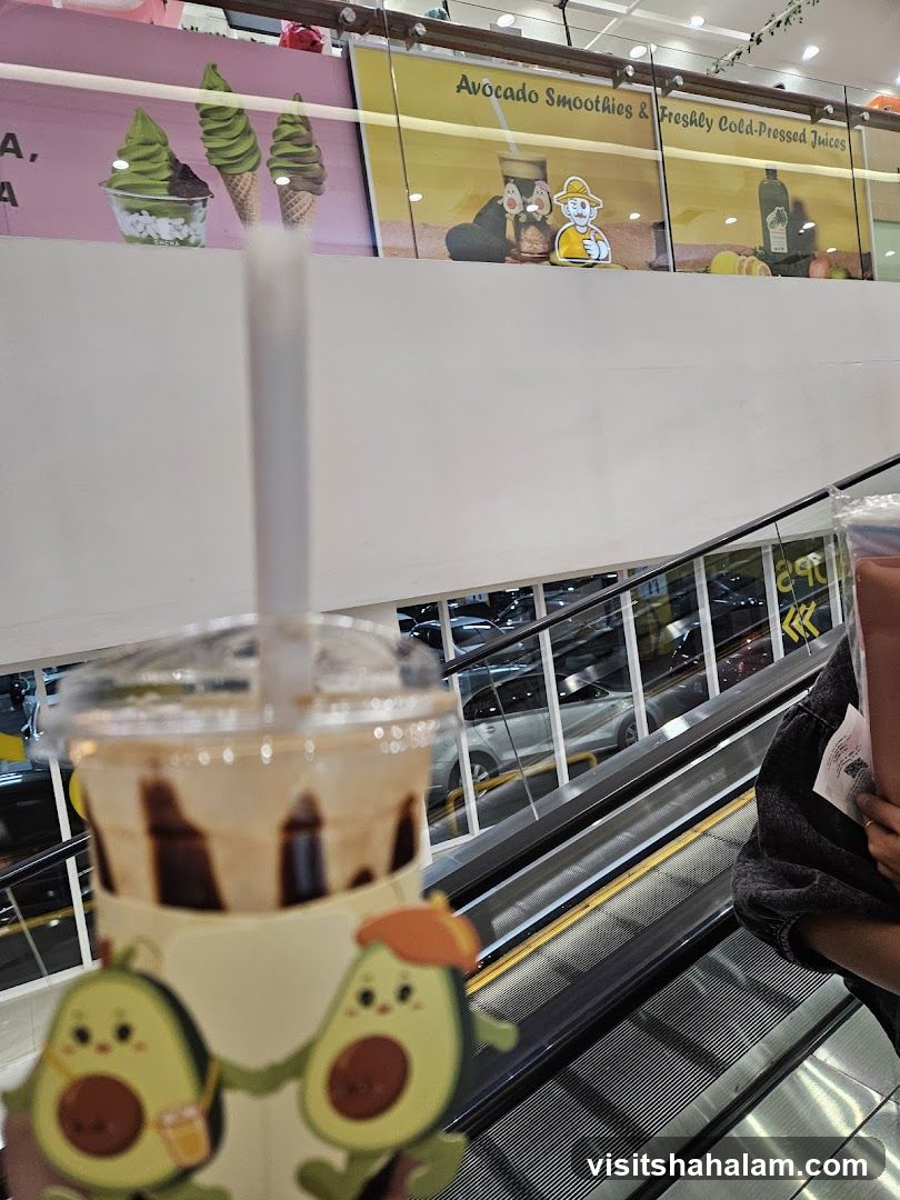 Beverage and Mall Escalator