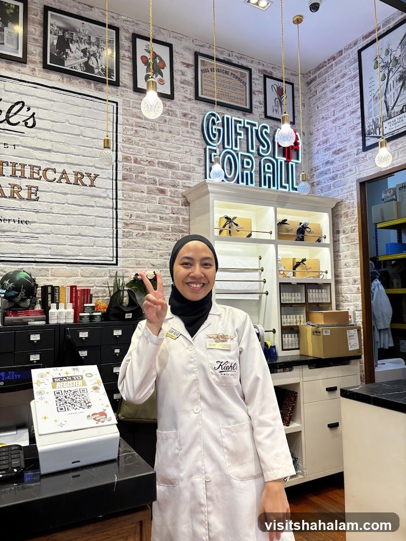 Kiehl's Store Interior