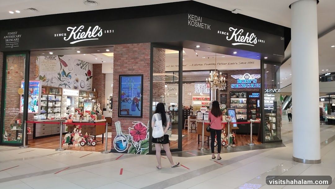 Kiehl's Storefront