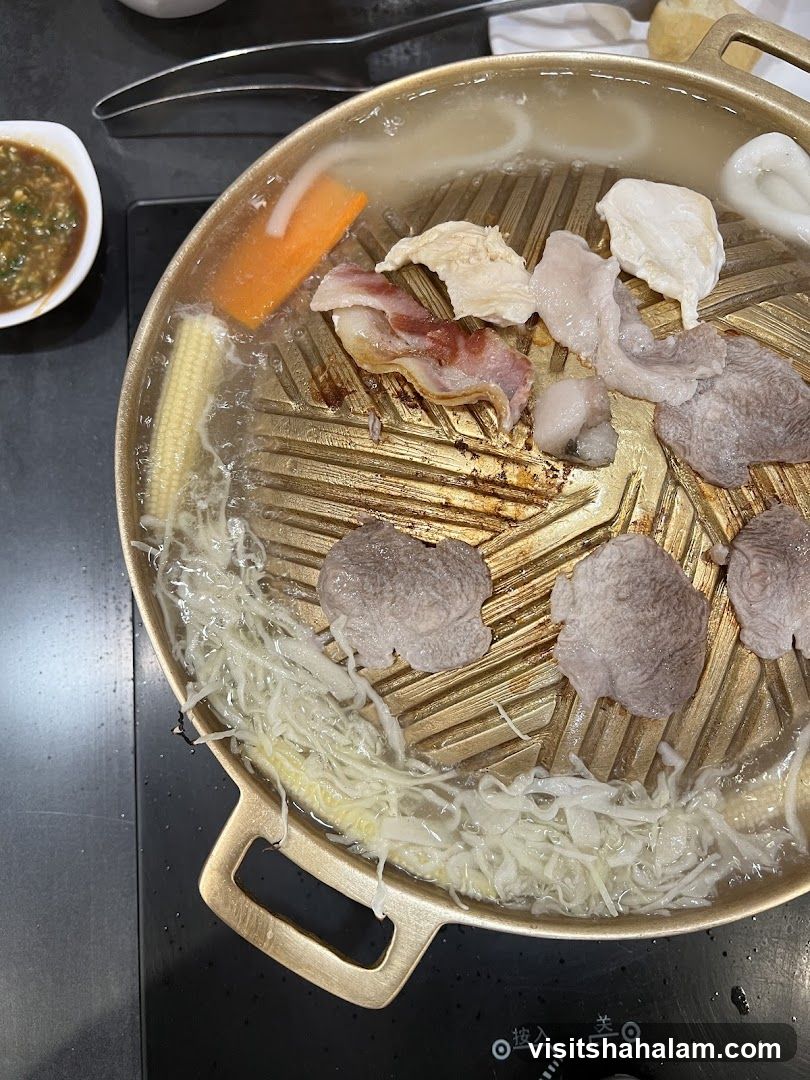 Hot Pot with Meat and Vegetables